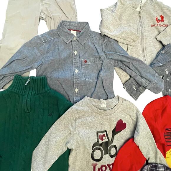 TODDLER BOY WINTER Clothing Bundle Size 2T - Lot Of 14 Pieces - Picture 6 of 7
